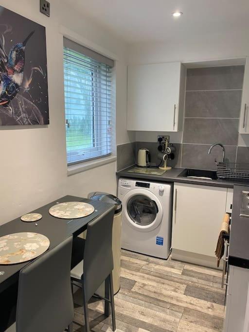 Cosy Studio Apartment วอเตอร์ลูวิลล์ ภายนอก รูปภาพ
